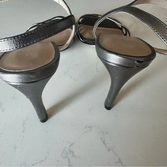 Stuart Weitzman Starla 80 Ankle strap Sandal Color Gunmetal Size: 5 - Picture 5 of 6